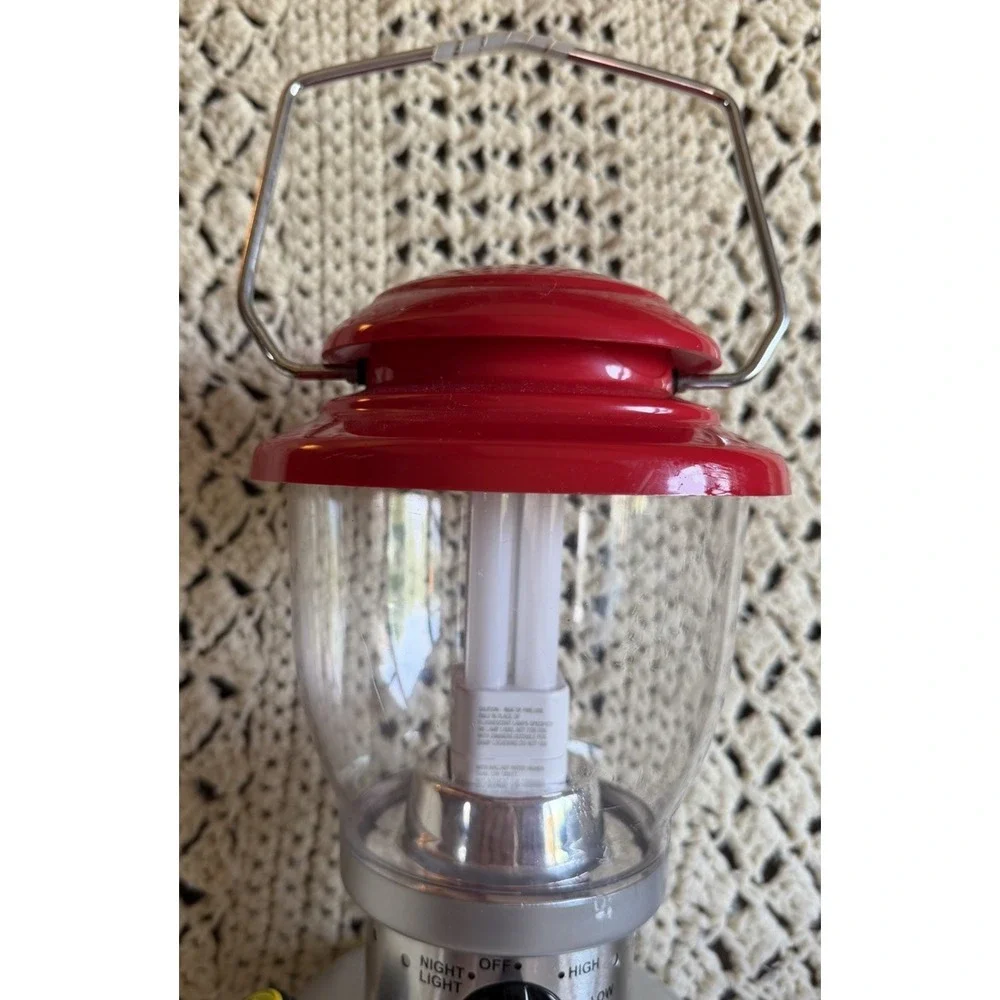 Coleman Retro Camping Lantern 5312 Series Battery Operated Tested Works